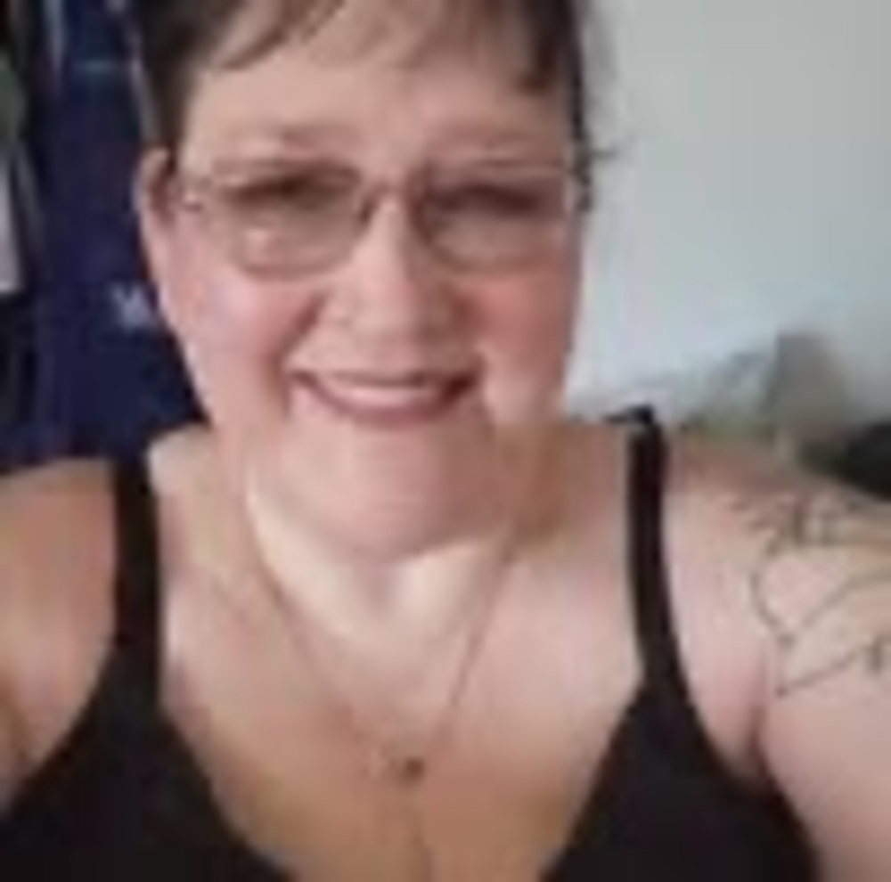 Meet your Posher, Robyn